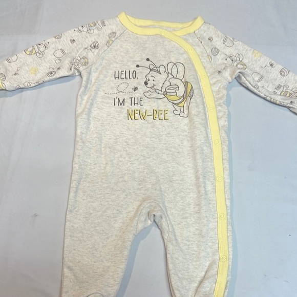 Disney -Winnie the Pooh - Gray and Yellow Footie/Sleeper - Picture 1 of 5